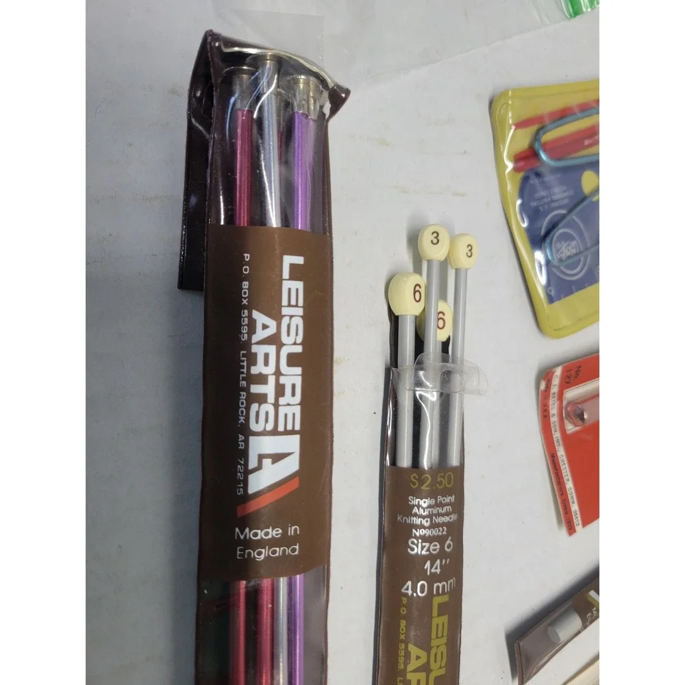 Vintage Knitting Crochet Lot Boye Susan Bates Leisure Arts‎ Needles Hooks Tools